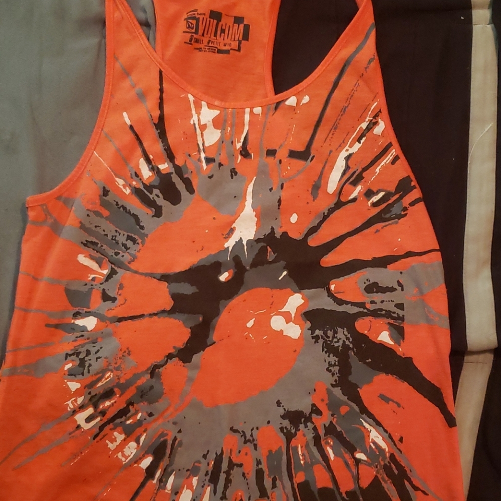 Spin art tank top